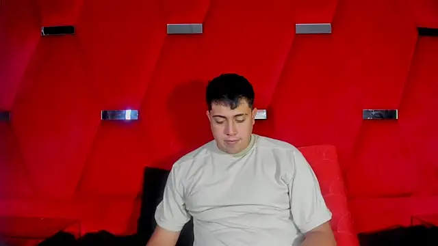 Emma_And_Darling's cam snapshot