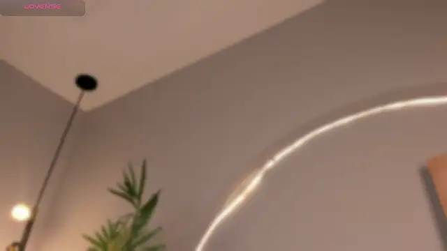 Juli_Casanova's cam snapshot