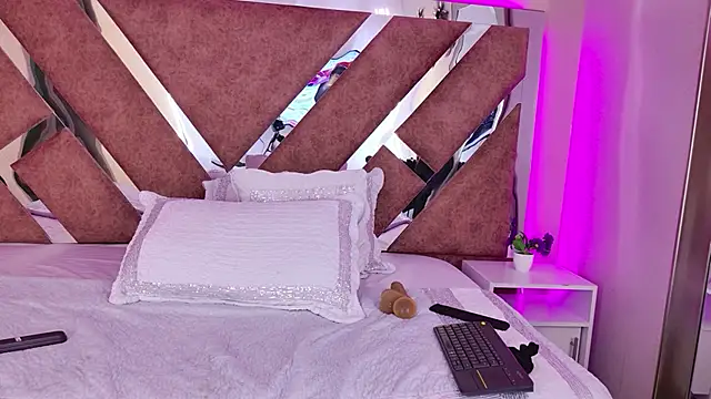 AllanaOrtiz__'s cam snapshot