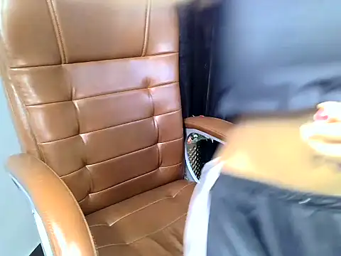 RIYANSHI_SHARMA's cam snapshot