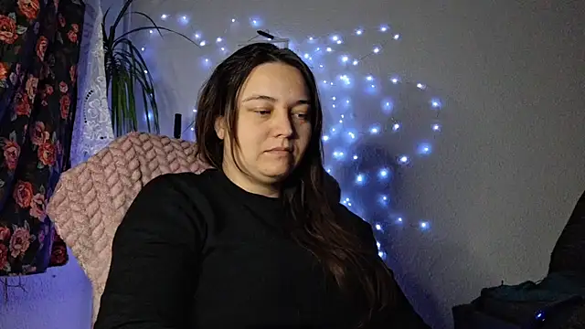 Cyndee_Winter's cam snapshot