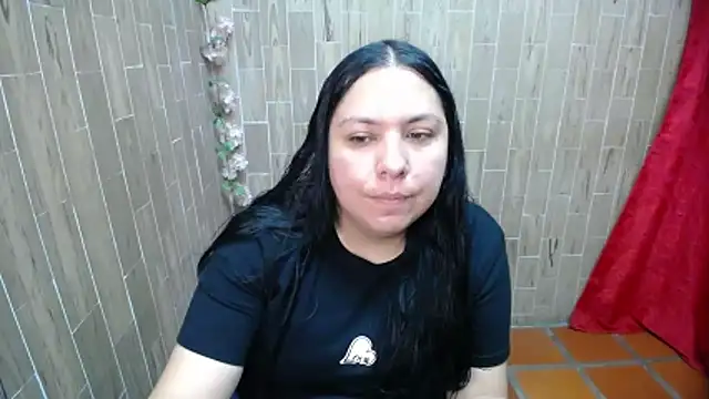 solyeria live sex cam