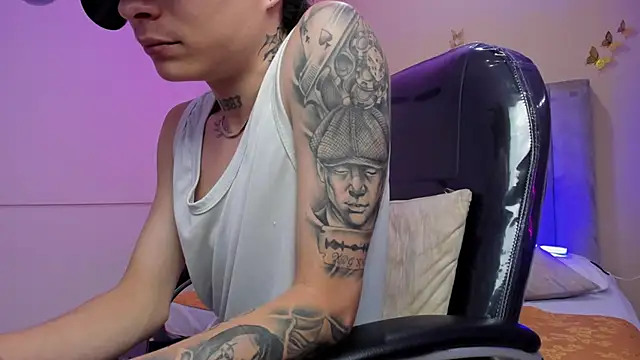 Nascary_Fox's cam snapshot