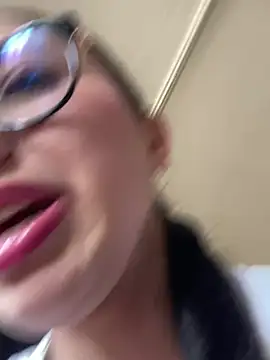 Shayla--broos's cam snapshot