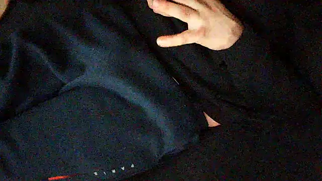 Meistro30's cam snapshot