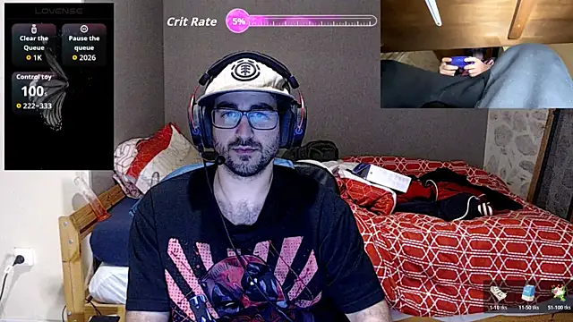 young_bear06's cam snapshot