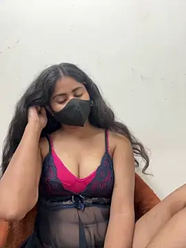 sexy-riya43's cam snapshot