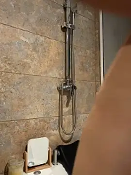 BabyKathy's cam snapshot