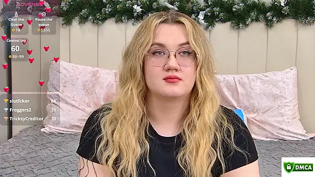 Nancy_Mooree's cam snapshot