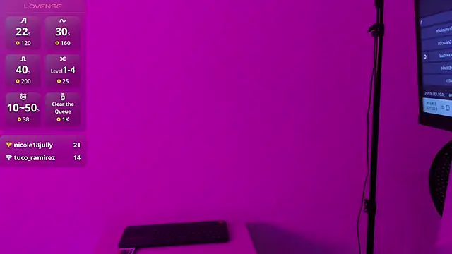 Itzel_Geneva live sex cam