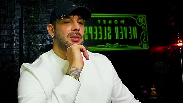 LexHardy live sex cam