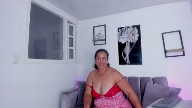 Delia_milff's cam snapshot