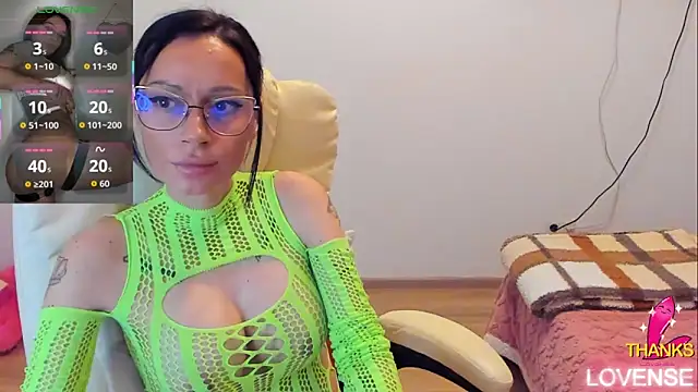 kissnicol32's cam snapshot