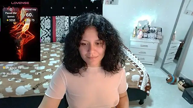 soniafuckboobs's cam snapshot