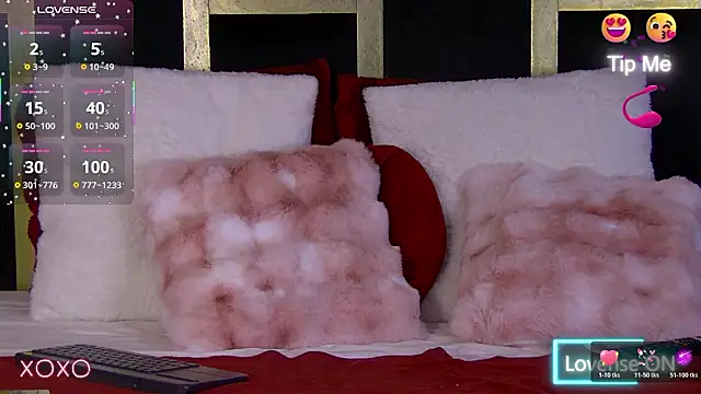 ArielFoxy's cam snapshot