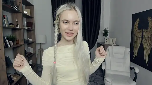 KristalCrowner live sex cam