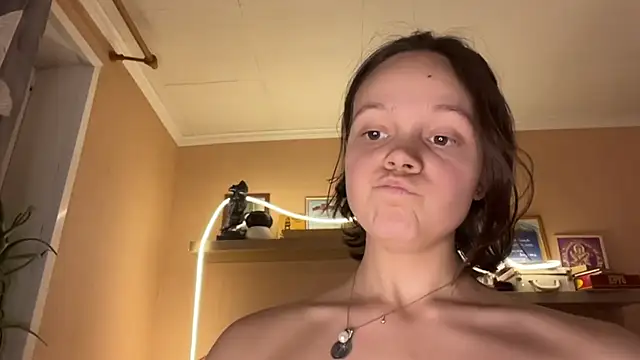 MerriCarros live sex cam