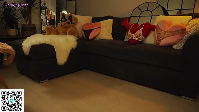 pantykrist live sex cam