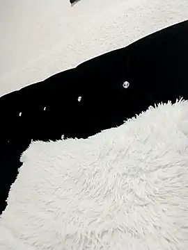 ElizabethWeil's cam snapshot