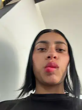 AlannaEvons live sex cam