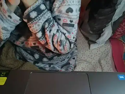 VeneRed's cam snapshot