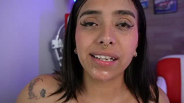 miss_collins's cam snapshot