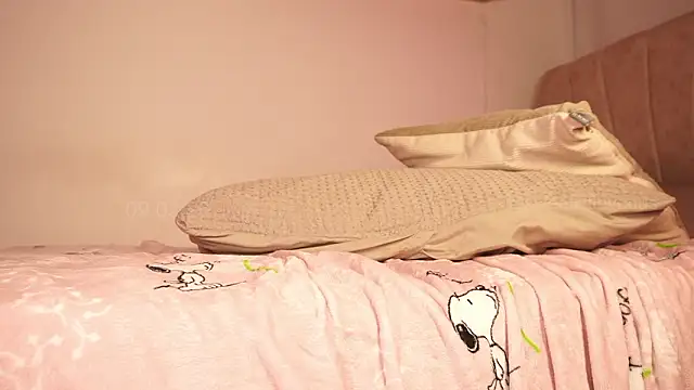 sweetlittlevenus live sex cam