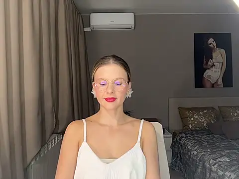 sirena124's cam snapshot