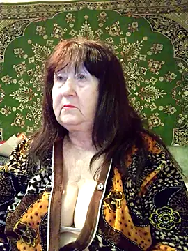 CrystalLime6411 live sex cam