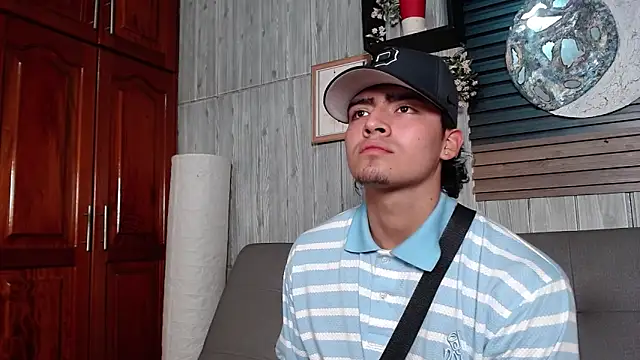 elliot_colton live sex cam