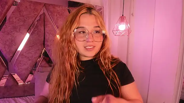 shantal_cooper_'s cam snapshot