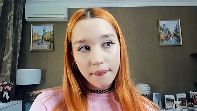 NelleCaram's cam snapshot