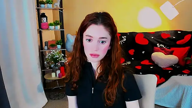 ChristinaConteeree's cam snapshot