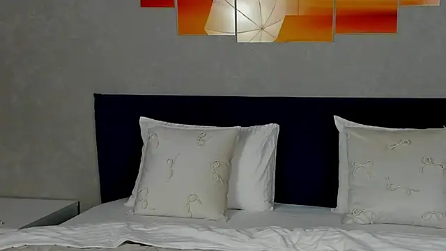 AmadaReine's cam snapshot