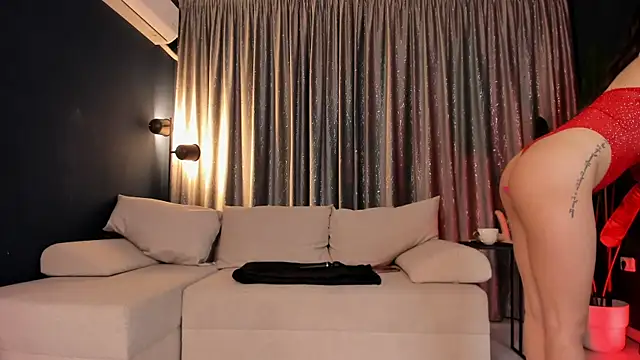 LunaMuze's cam snapshot