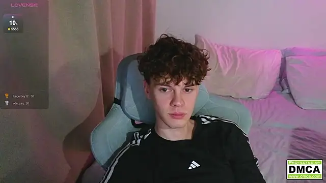 cute_thomas live sex cam