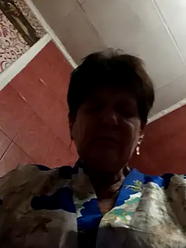 IrchykLove live sex cam