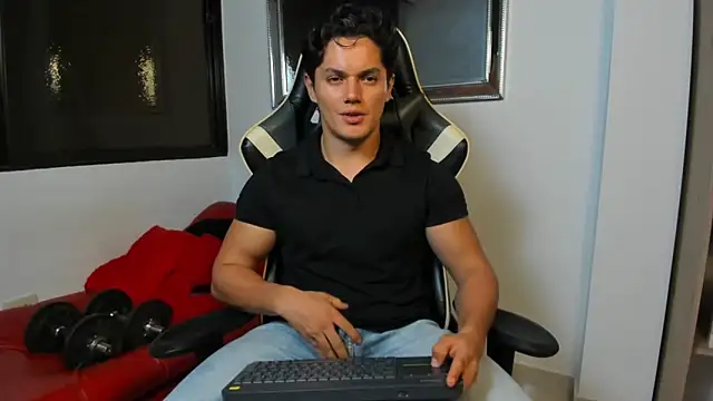 julian_wallace live sex cam