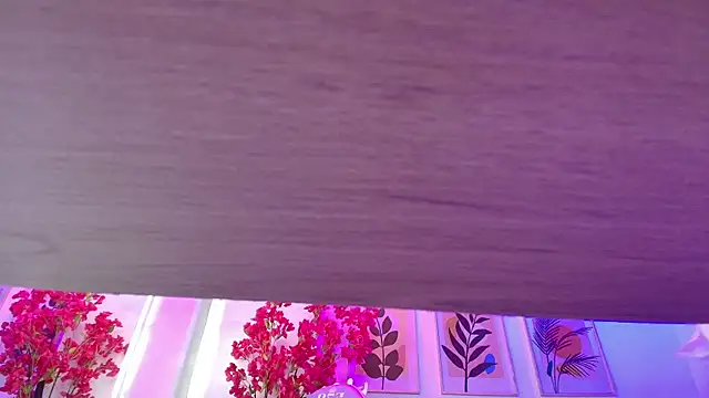 Maddie_T18's cam snapshot