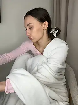 Polli_Kiss's cam snapshot