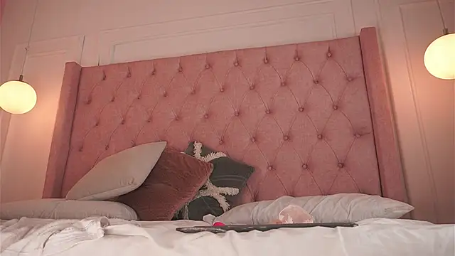 Honeyymoonn_'s cam snapshot