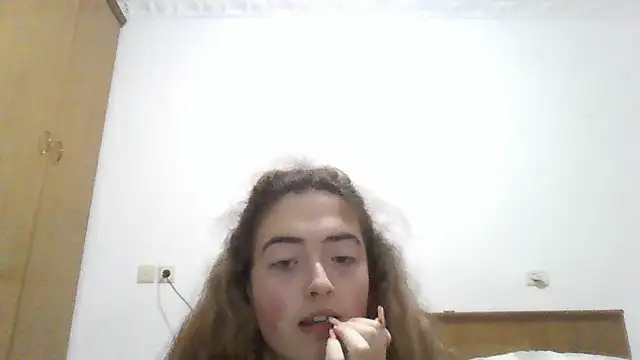 Porcellina03's cam snapshot