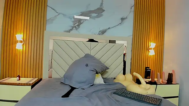 KAROLLJONES1's cam snapshot