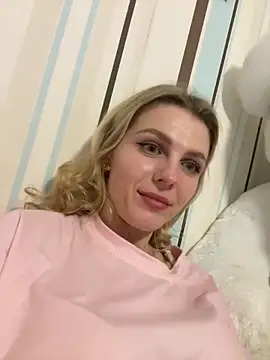 My_Hotgirl's cam snapshot