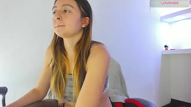 lala_clark's cam snapshot