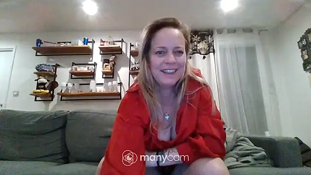 Miss-Chupagirly's cam snapshot