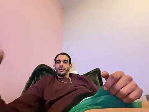 Rebeu313 live sex cam