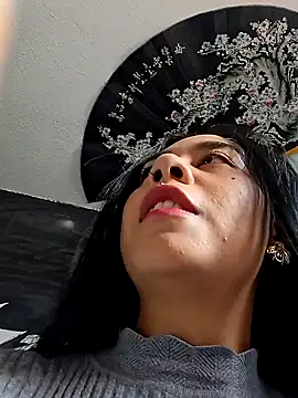 Zafiro_glow live sex cam