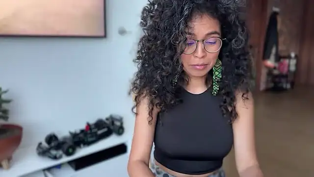 illaroom live sex cam