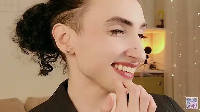 Queen_of_tease live sex cam